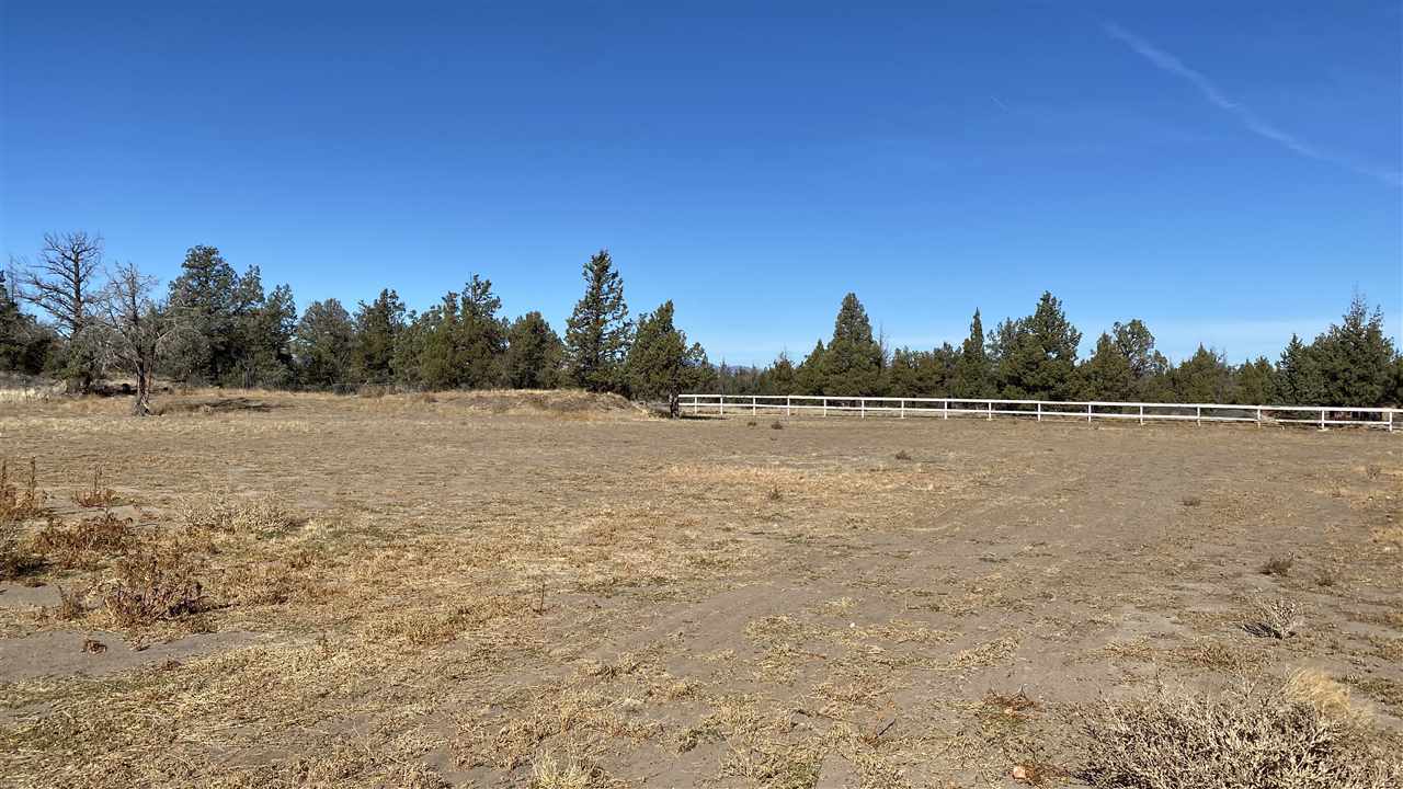 11032 Aztec Road Montague, CA 96064 - Photo 15 of 24 Gallery Image 15