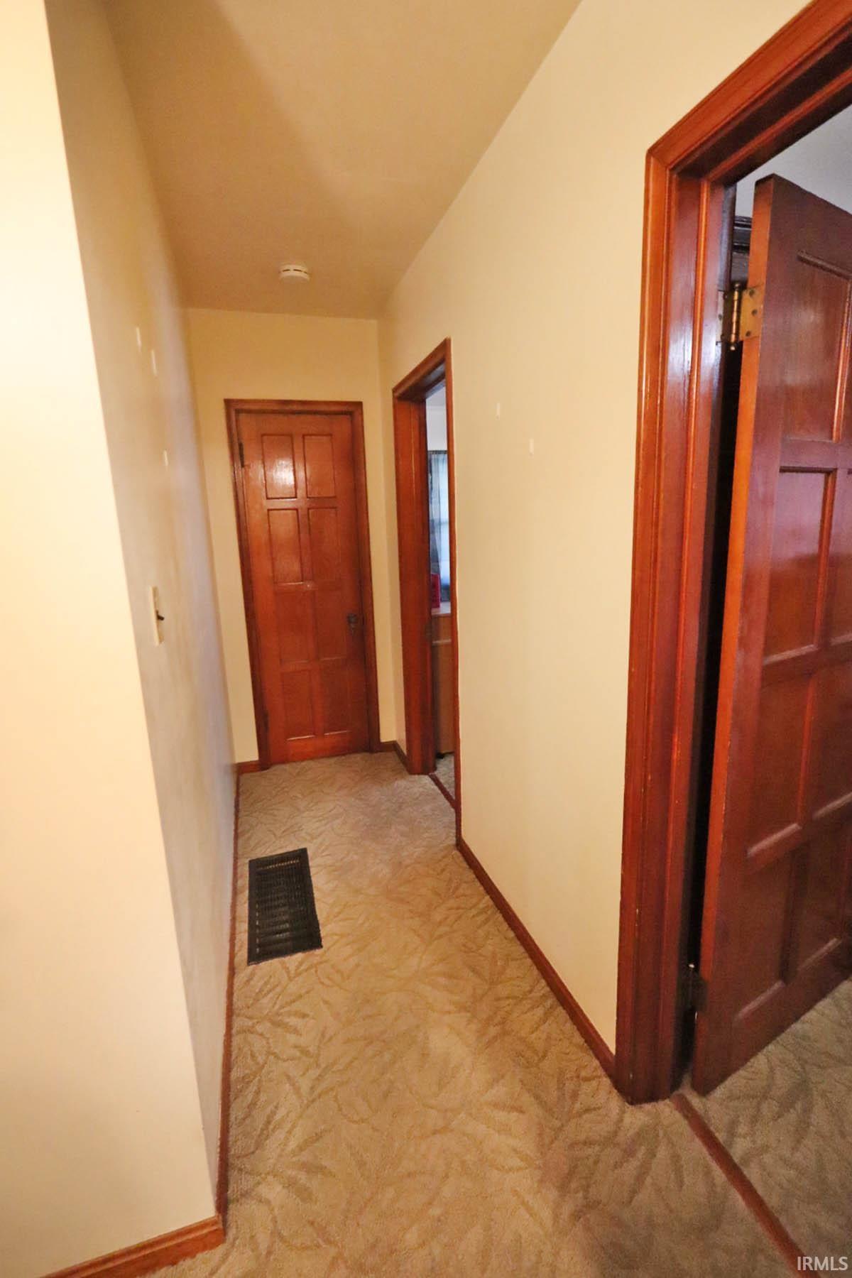 2027 Vogel Road Evansville, IN 47711 - Photo 25 of 49 Gallery Image 25