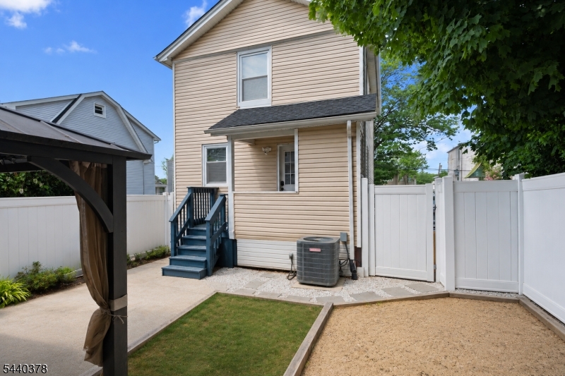 10 Arcadia Place Union, NJ 07088 - Photo 28 of 34