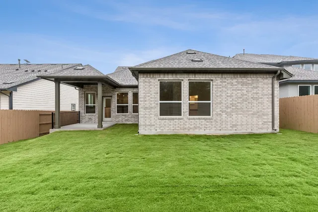 $394,990 | 241 Coleto Trail, Bastrop, TX 78602