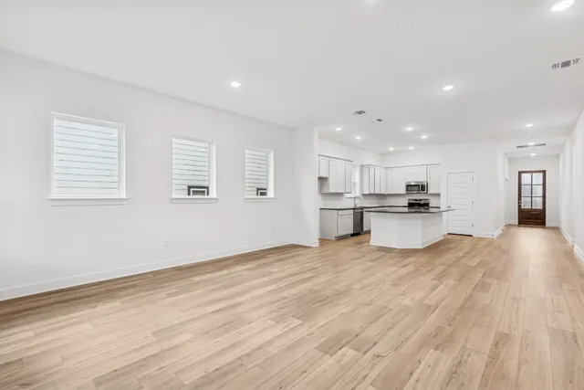 $394,990 | 241 Coleto Trail, Bastrop, TX 78602