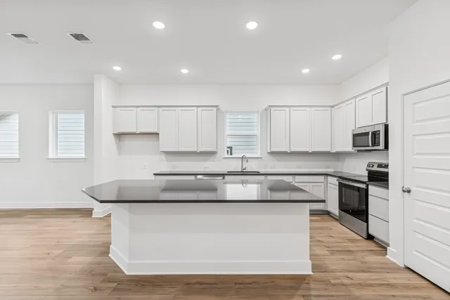 $394,990 | 241 Coleto Trail, Bastrop, TX 78602