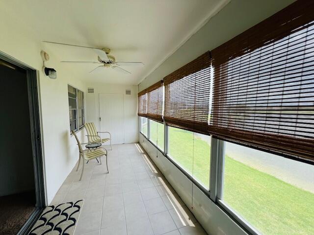 3056 Guildford East Boca Raton, FL 33434 - Photo 12 of 16 Lanai