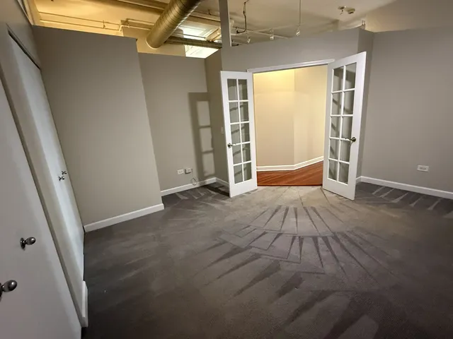 $3,200 | 1301 West Madison Street, Unit 213, Chicago, IL 60607