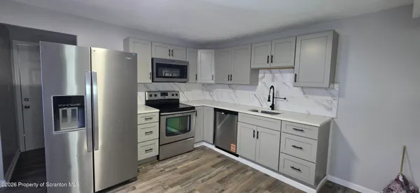 $1,200 | 333 Oak Street, Unit 1/2, Scranton, PA 18508