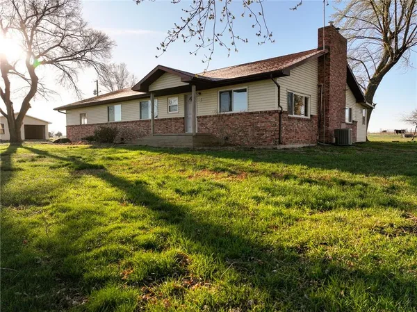 $269,000 | 13100 East Hwy H, Stockton, MO 65785