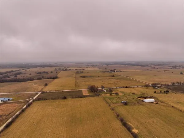 $269,000 | 13100 East Hwy H, Stockton, MO 65785