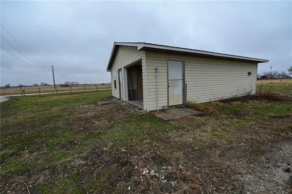 $269,000 | 13100 East Hwy H, Stockton, MO 65785