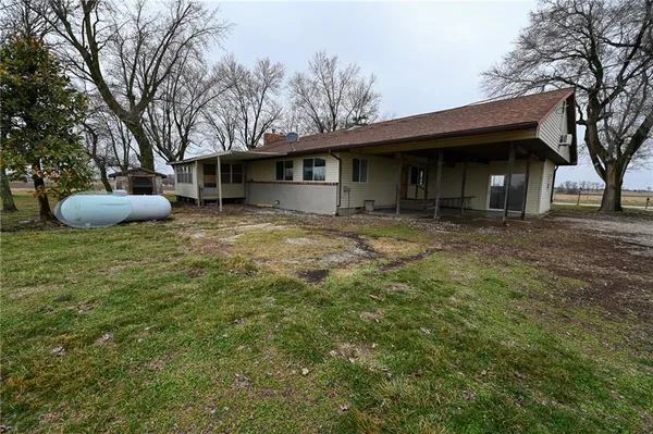 $269,000 | 13100 East Hwy H, Stockton, MO 65785