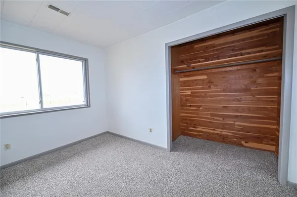 $269,000 | 13100 East Hwy H, Stockton, MO 65785