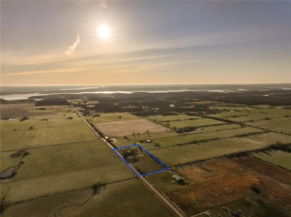 $269,000 | 13100 East Hwy H, Stockton, MO 65785