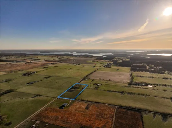 $269,000 | 13100 East Hwy H, Stockton, MO 65785