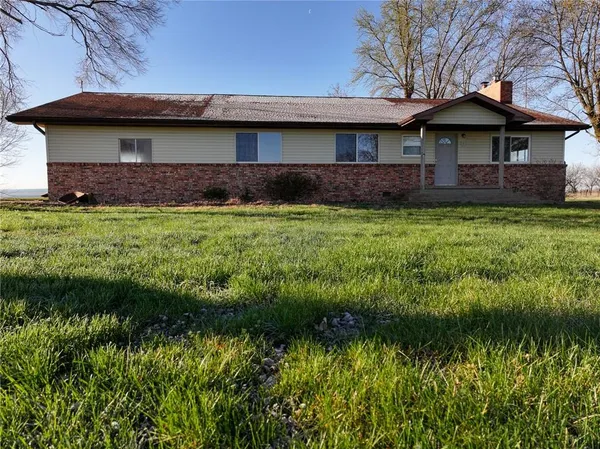 $269,000 | 13100 East Hwy H, Stockton, MO 65785