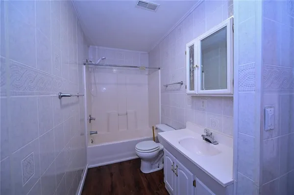 $269,000 | 13100 East Hwy H, Stockton, MO 65785