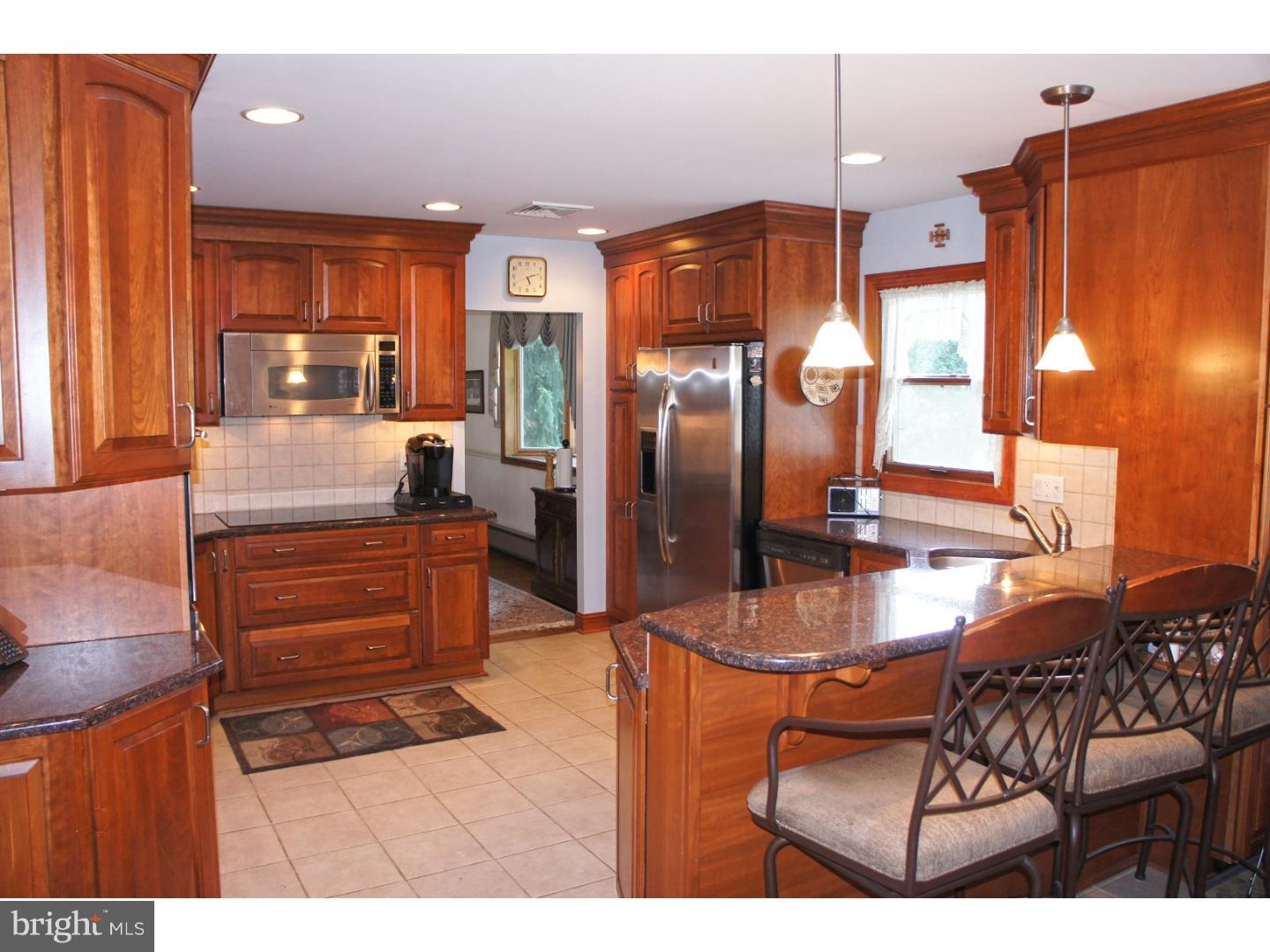 206 Wells Lane Springfield, PA 19064 - Photo 5 of 24 Gallery Image 5