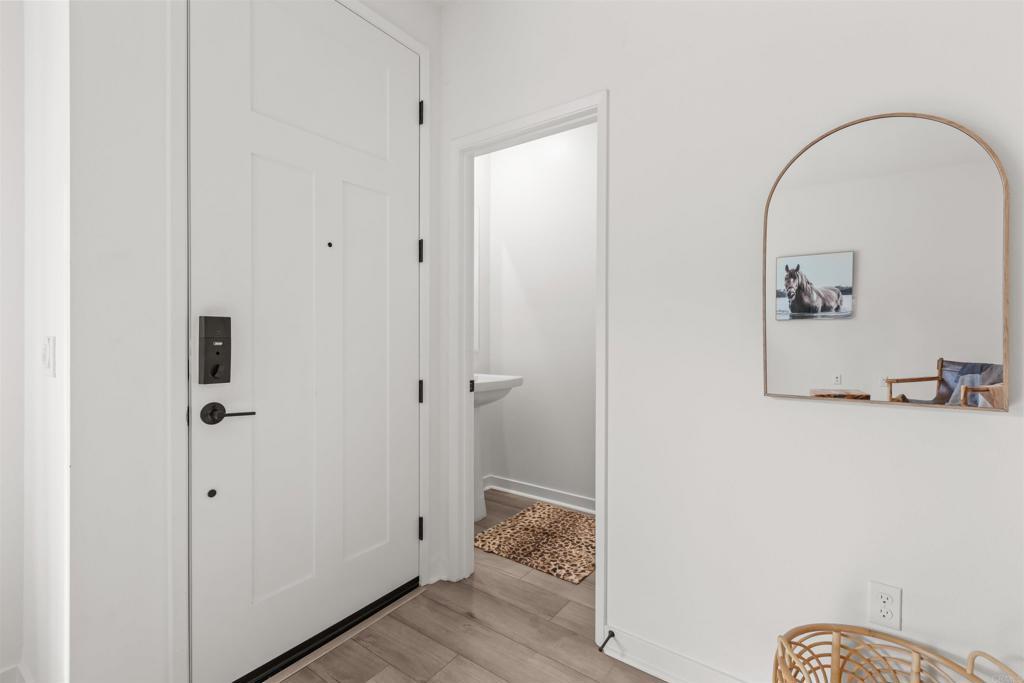 319 Minneola Place Fallbrook, CA 92028 - Photo 14 of 19 a view of a bathroom with a sink