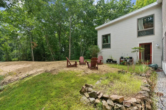 $795,000 | 12 Coopers Beach Road, Owls Head, ME 04854
