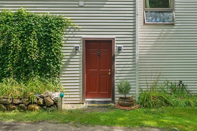 $795,000 | 12 Coopers Beach Road, Owls Head, ME 04854