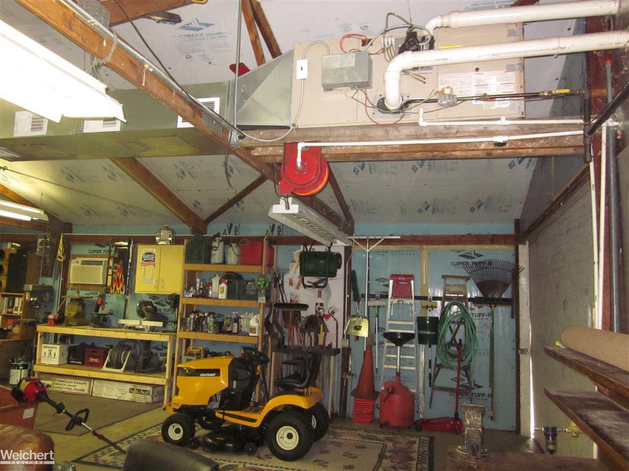 65200 Haven Ridge Road New Haven, MI 48050 - Photo 82 of 87 31304342-81.JPG