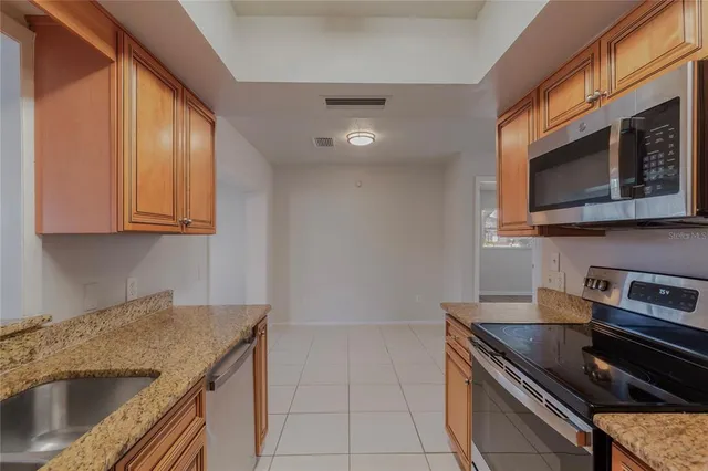 $387,500 | 2813 20th Avenue West, Bradenton, FL 34205