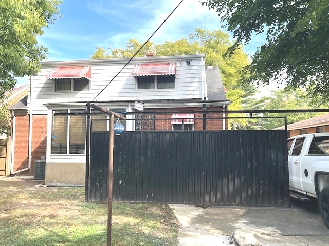 15240 Ashland Avenue Harvey, IL 60426 - Photo 24 of 27 a view of small pool