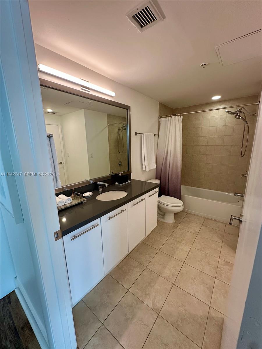 90 Southwest 3rd Street, Unit 2306 Miami, FL 33130 - Photo 16 of 29