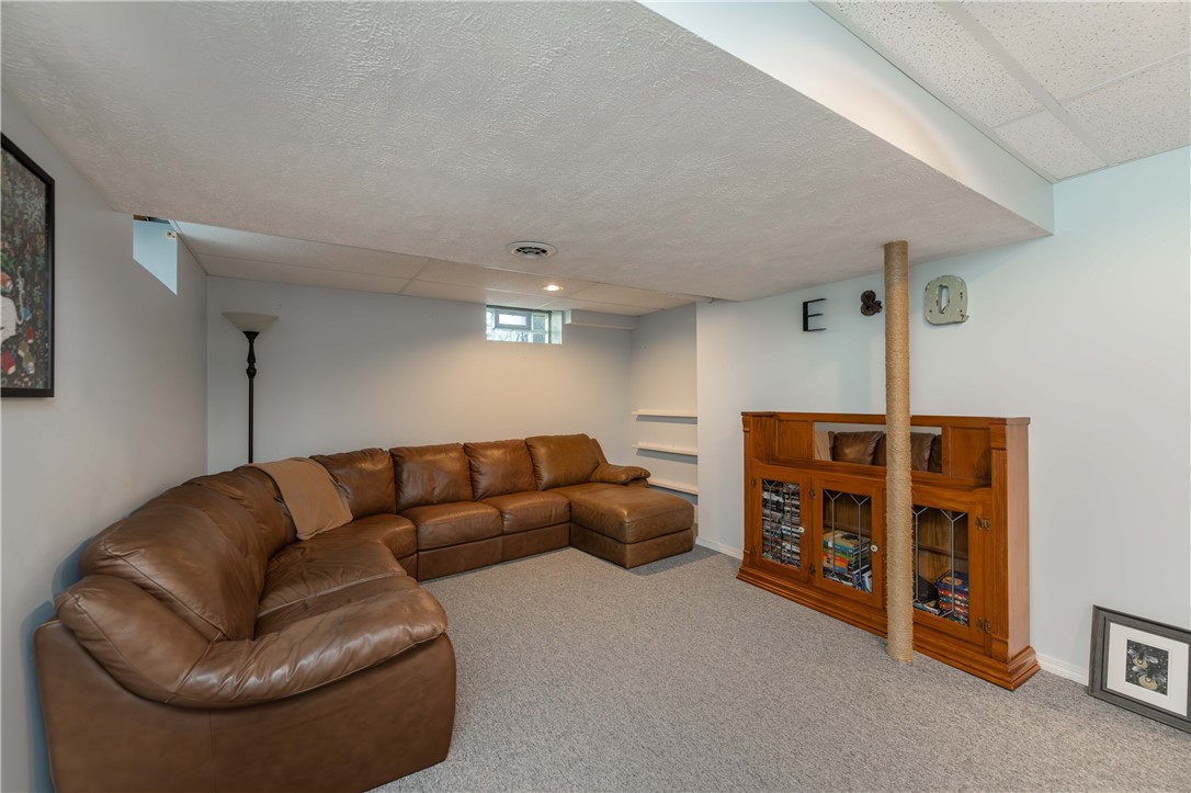 34 Torrey Pine Drive Greece, NY 14612 - Photo 33 of 48