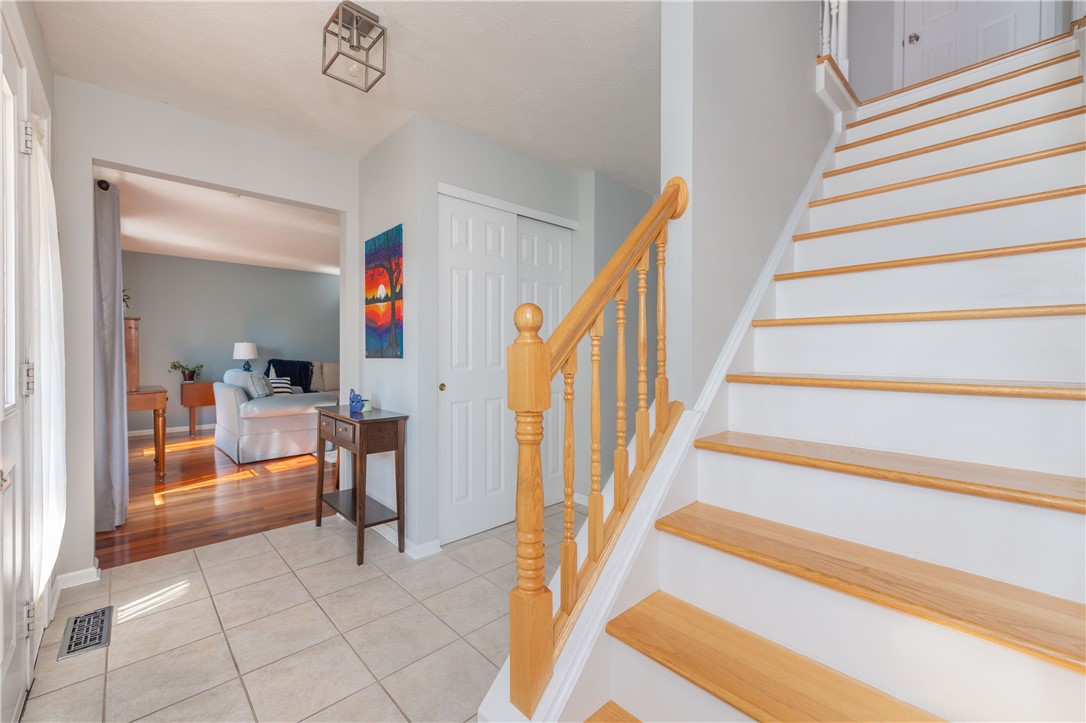 34 Torrey Pine Drive Greece, NY 14612 - Photo 5 of 48