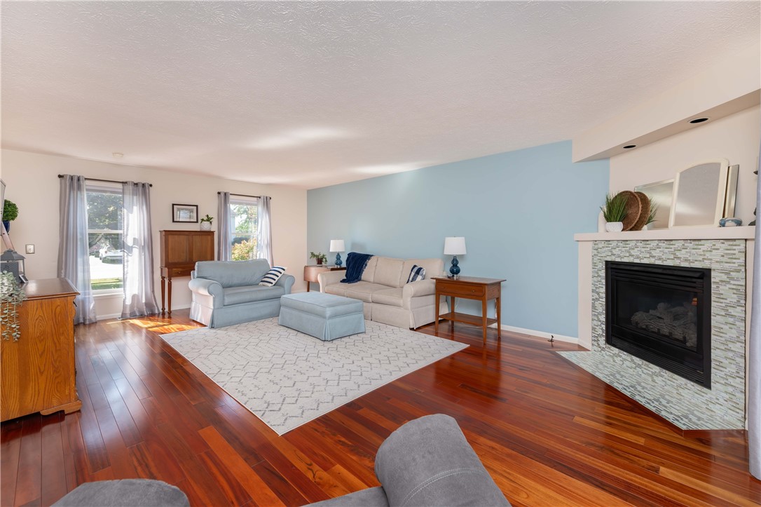 34 Torrey Pine Drive Greece, NY 14612 - Photo 8 of 48