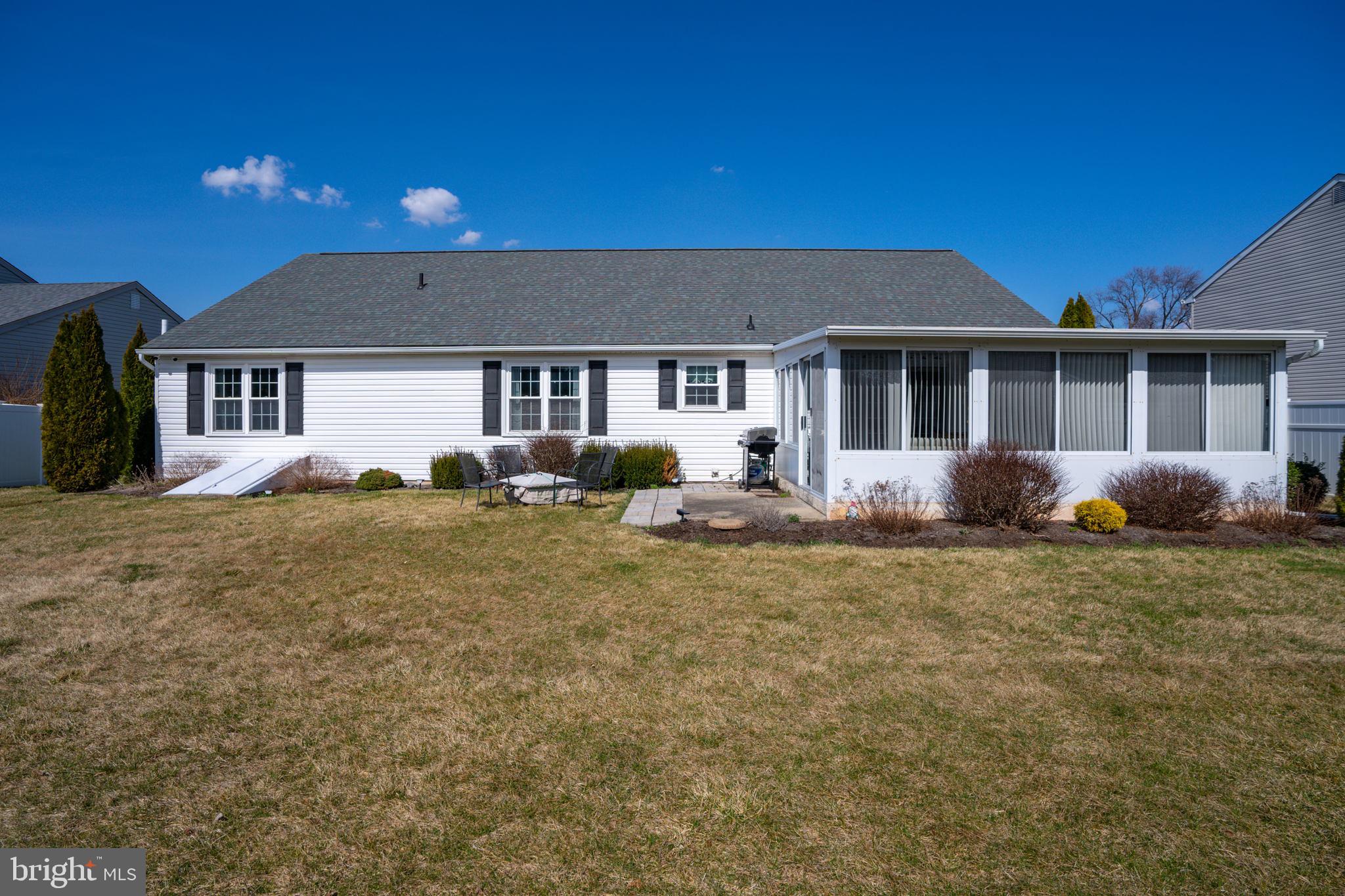 4540 Green Tree Road Reading, PA 19606 - Photo 4 of 36