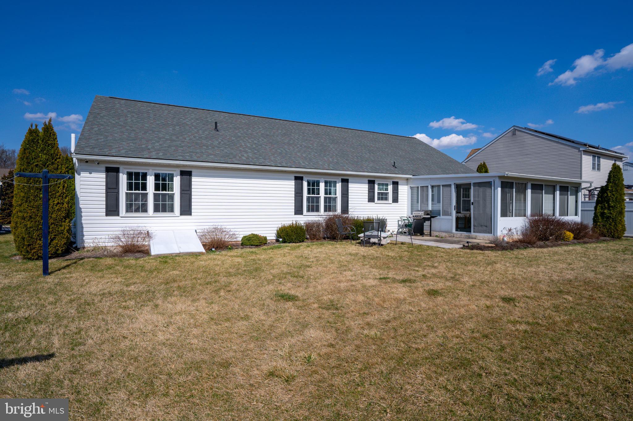 4540 Green Tree Road Reading, PA 19606 - Photo 5 of 36