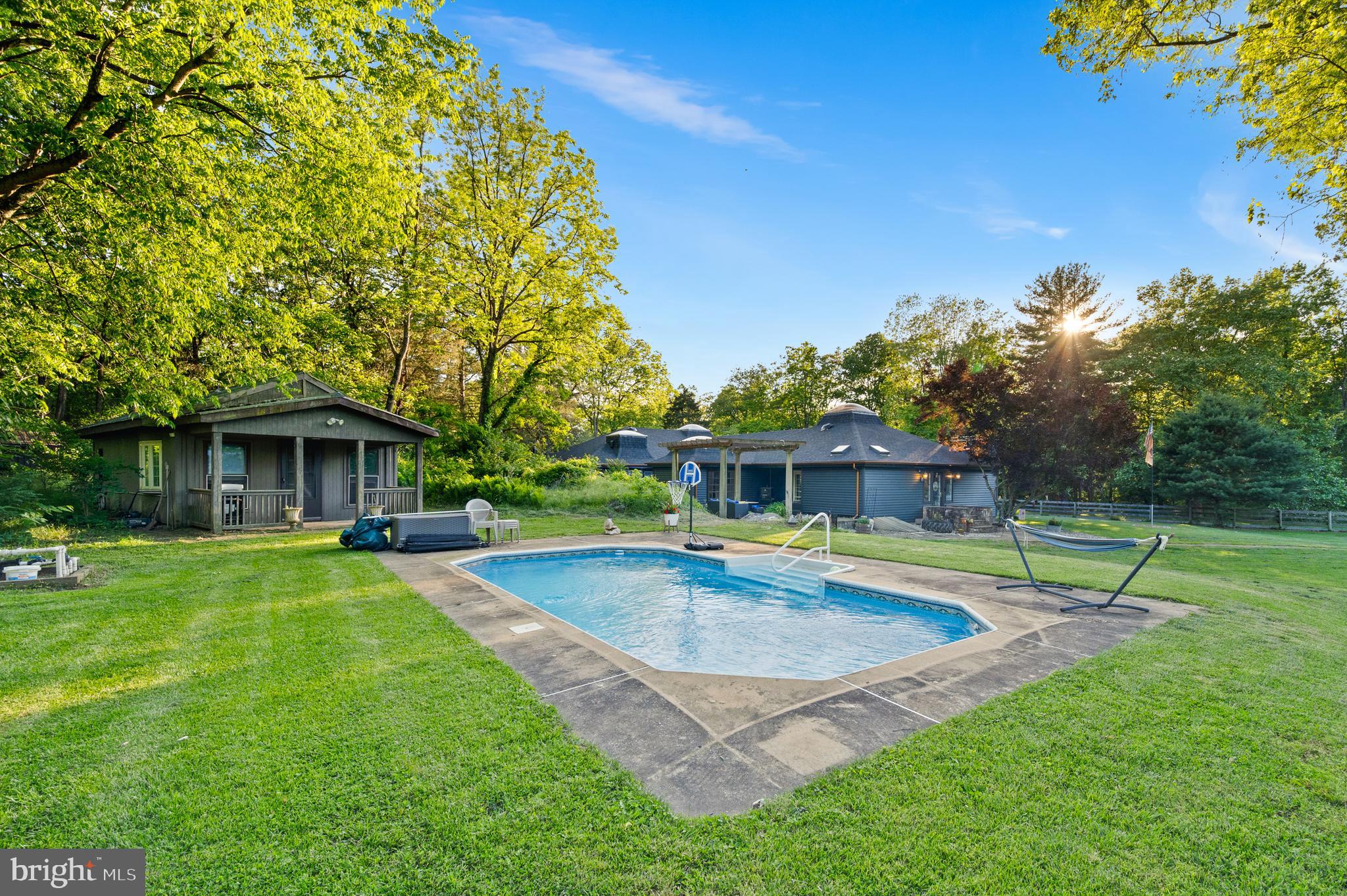 2436 Warm Springs Road Shenandoah Junction, WV 25442 - Photo 2 of 123