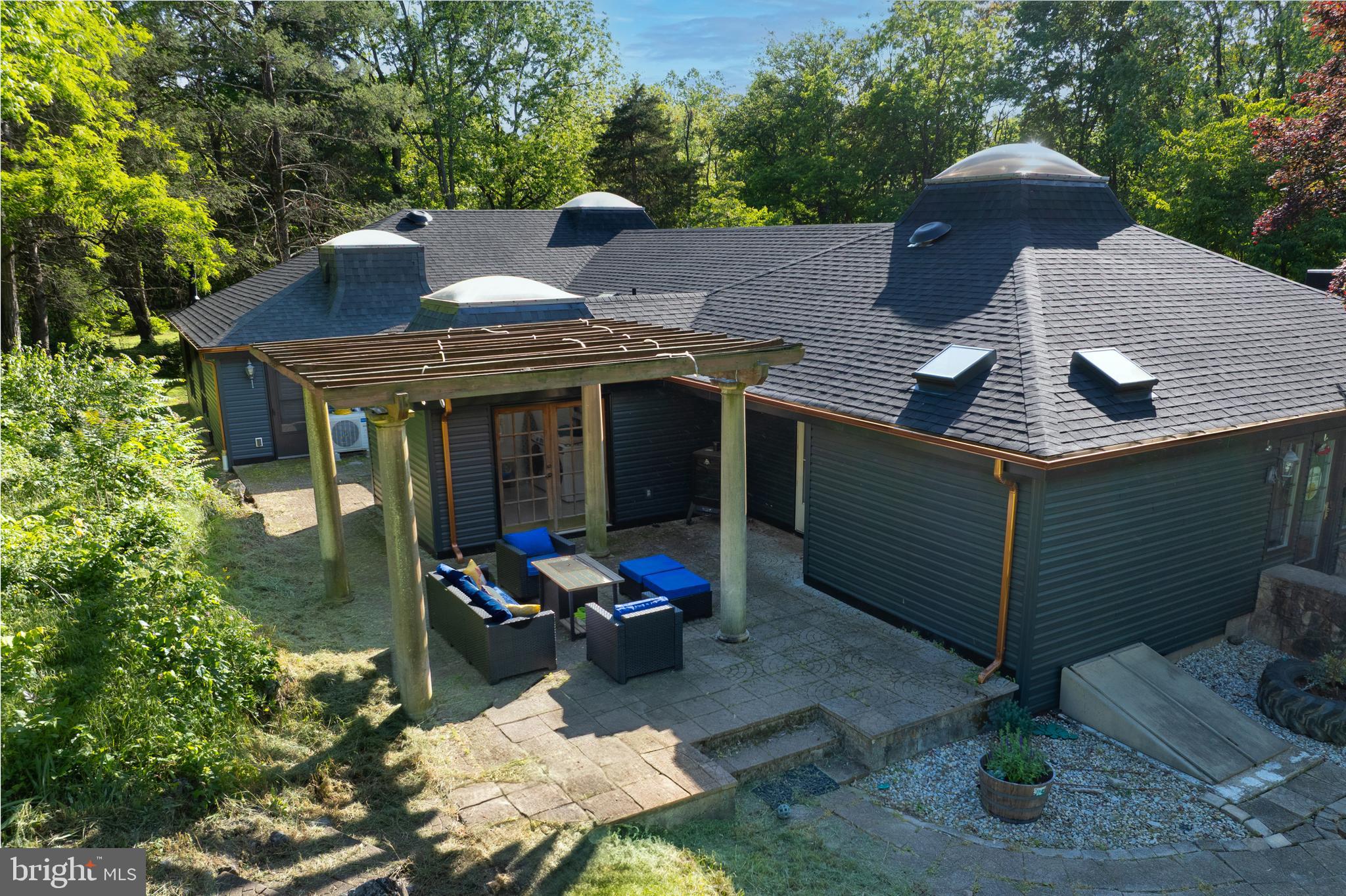 2436 Warm Springs Road Shenandoah Junction, WV 25442 - Photo 4 of 123