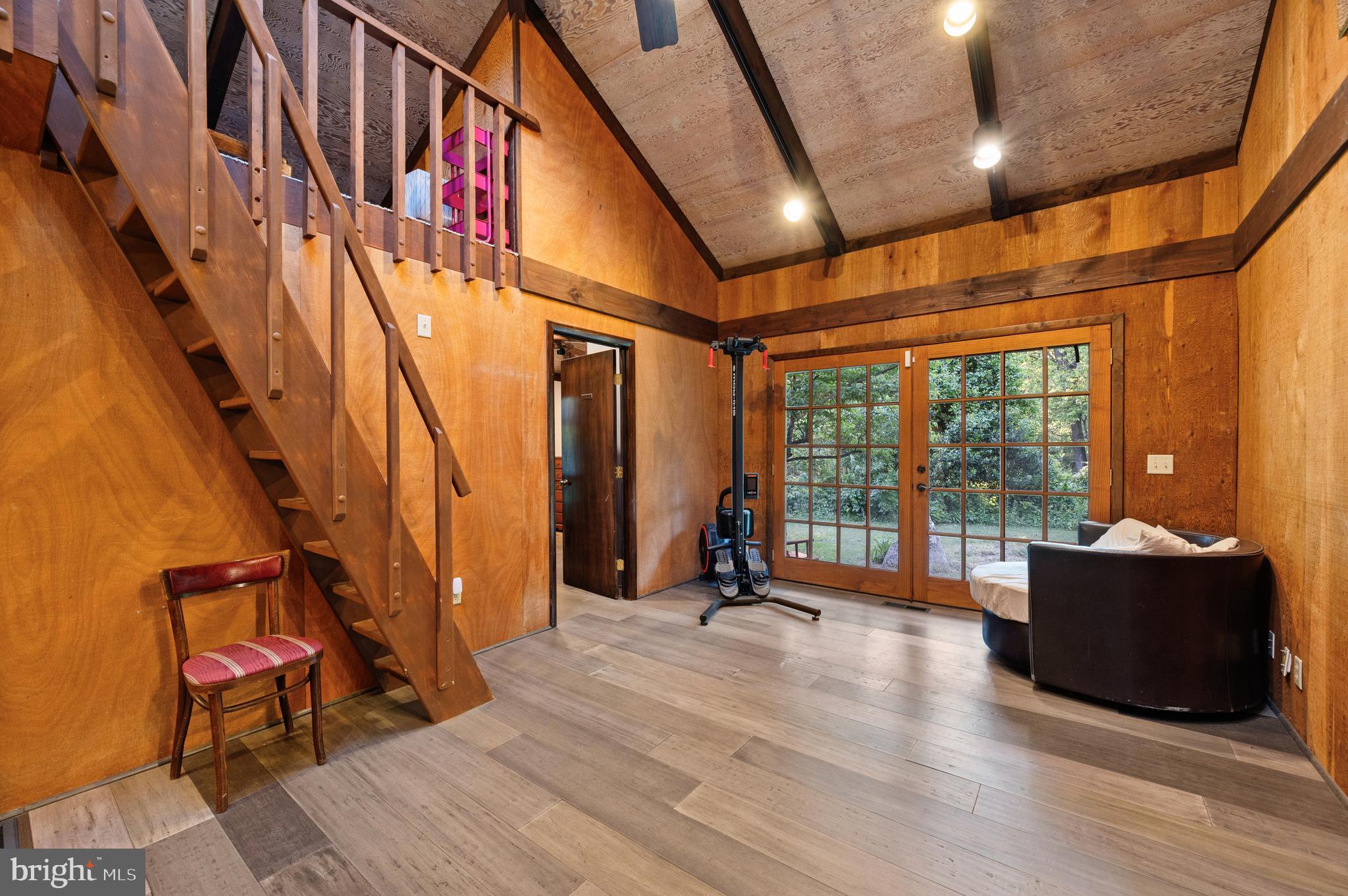 2436 Warm Springs Road Shenandoah Junction, WV 25442 - Photo 46 of 123 Sitting area/den