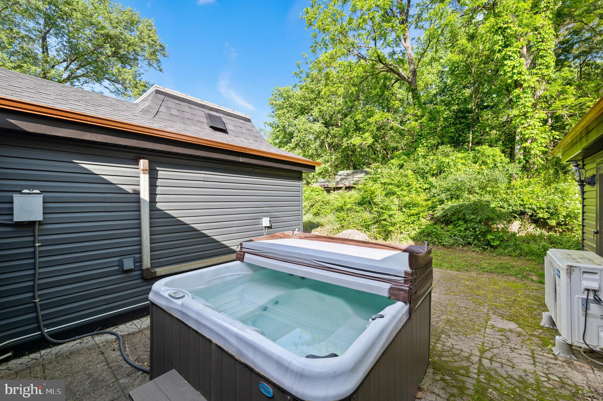 2436 Warm Springs Road Shenandoah Junction, WV 25442 - Photo 59 of 123 Hot tub