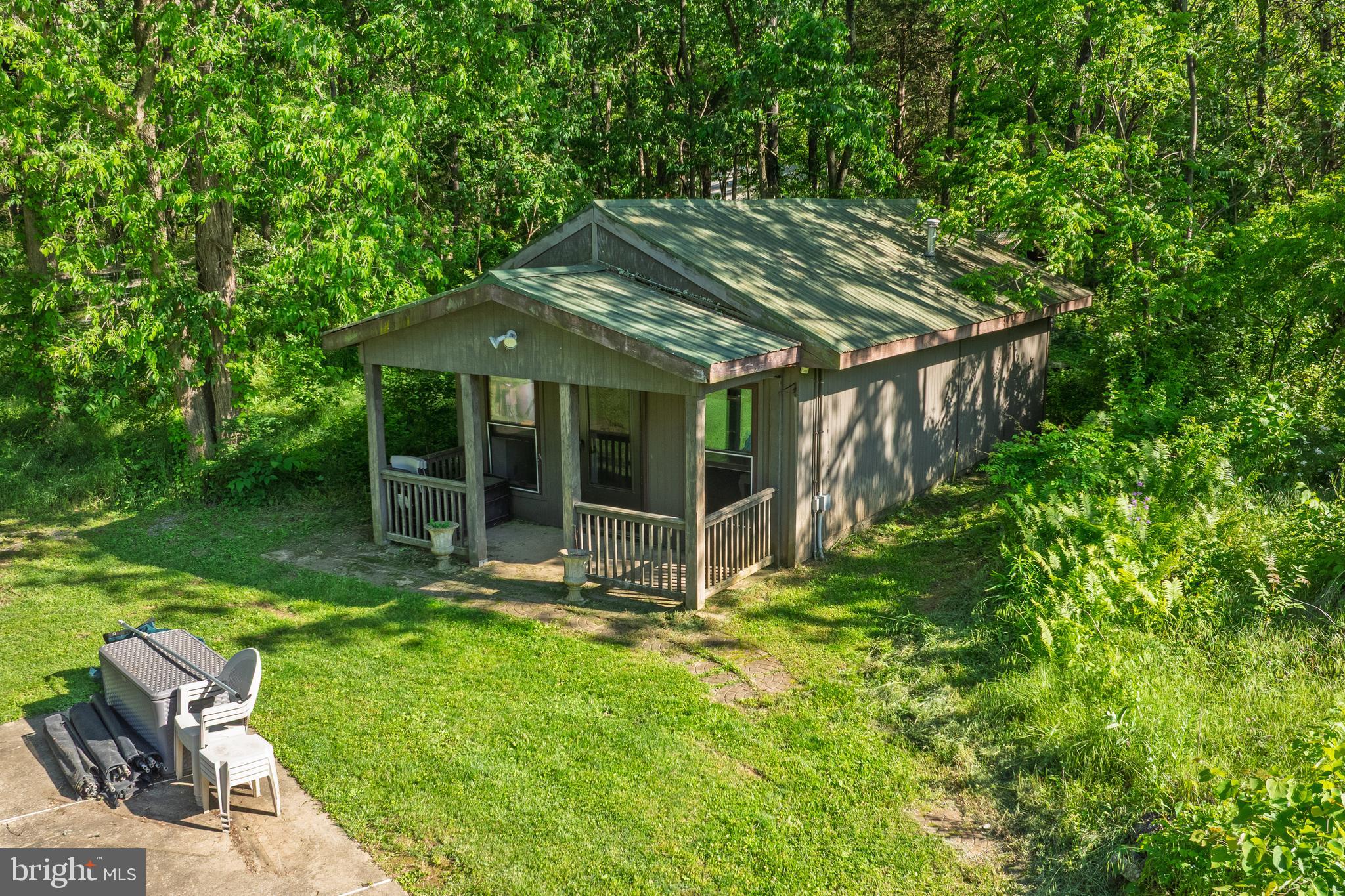 2436 Warm Springs Road Shenandoah Junction, WV 25442 - Photo 63 of 123 Guest house