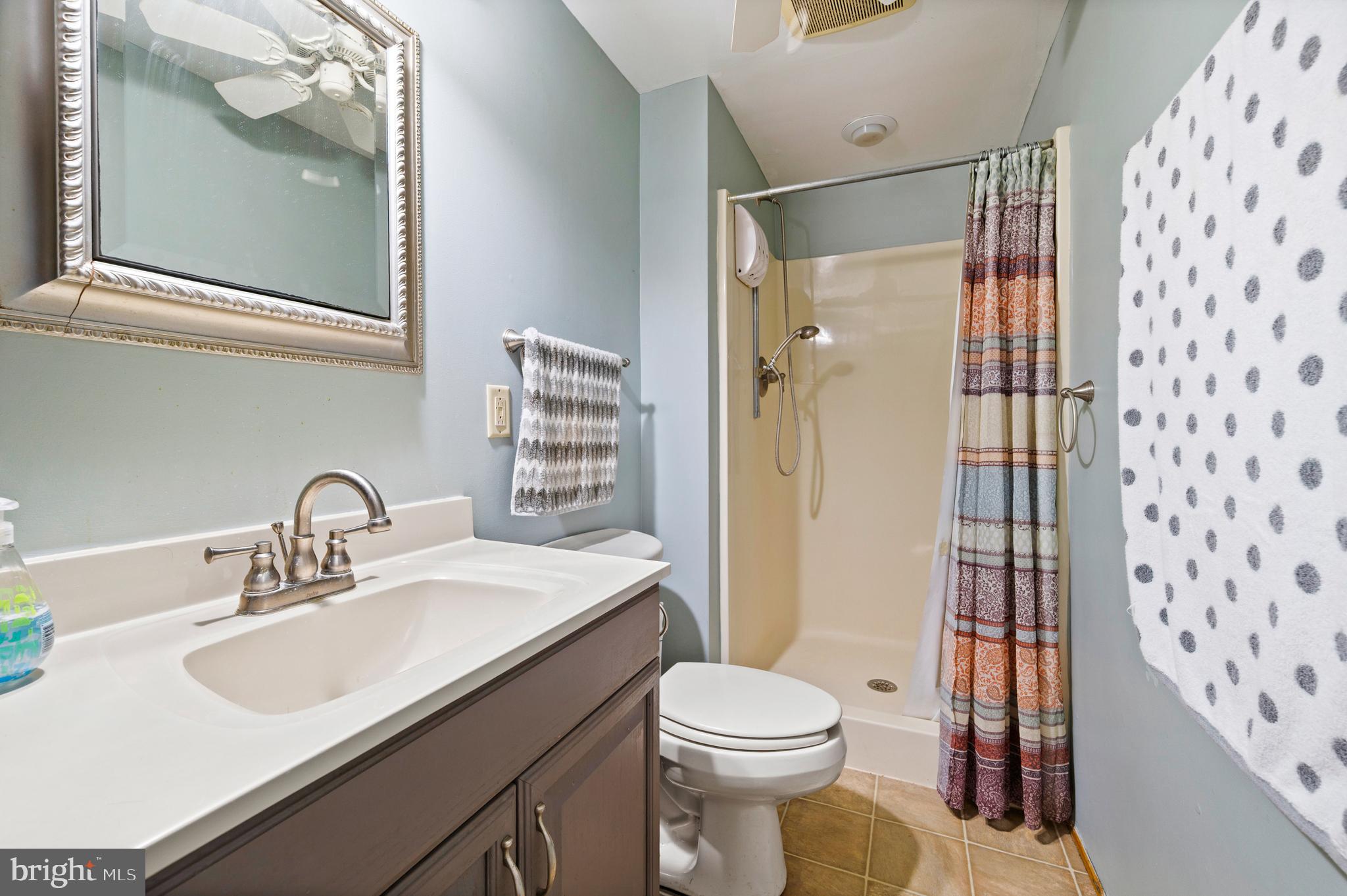 2436 Warm Springs Road Shenandoah Junction, WV 25442 - Photo 68 of 123 Guest house