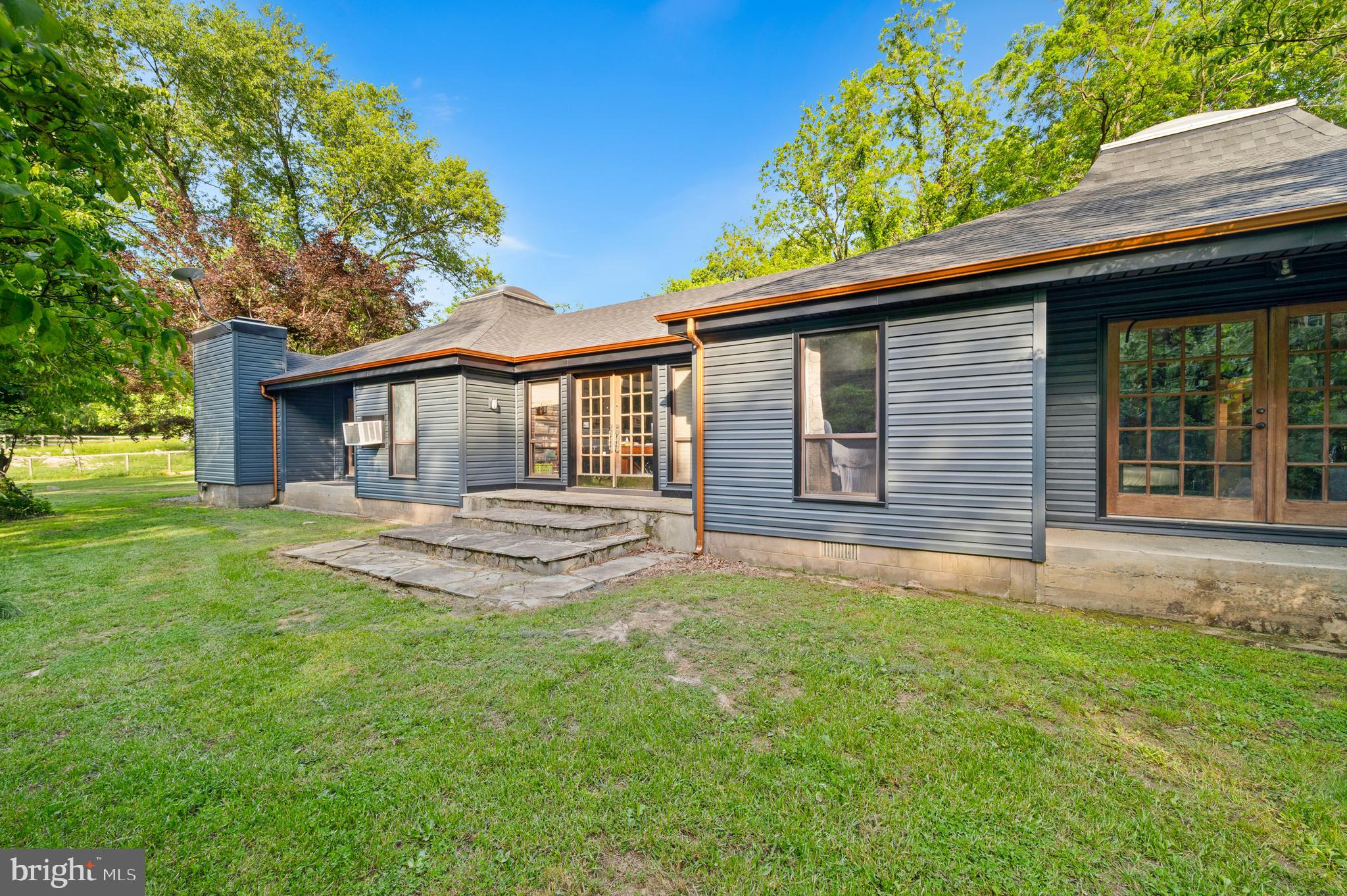 2436 Warm Springs Road Shenandoah Junction, WV 25442 - Photo 70 of 123