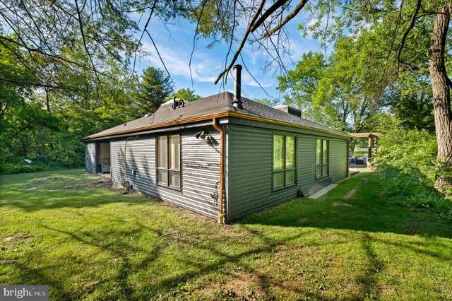 $1,100,000 | 2436 Warm Springs Road, Shenandoah Junction, WV 25442