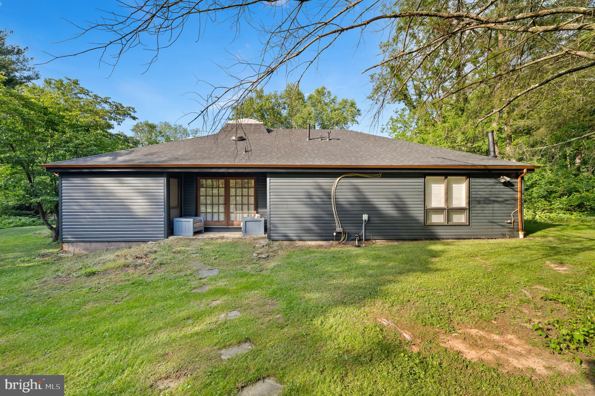 2436 Warm Springs Road Shenandoah Junction, WV 25442 - Photo 76 of 123