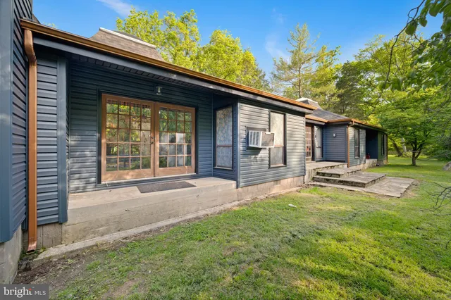 $1,100,000 | 2436 Warm Springs Road, Shenandoah Junction, WV 25442