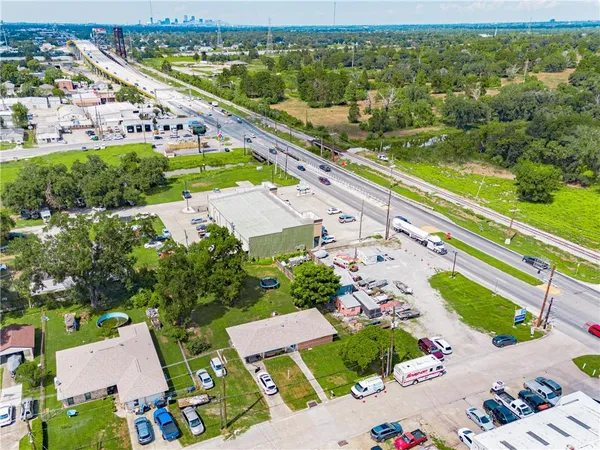 $850,000 | 106 L Street, Belle Chasse, LA 70037
