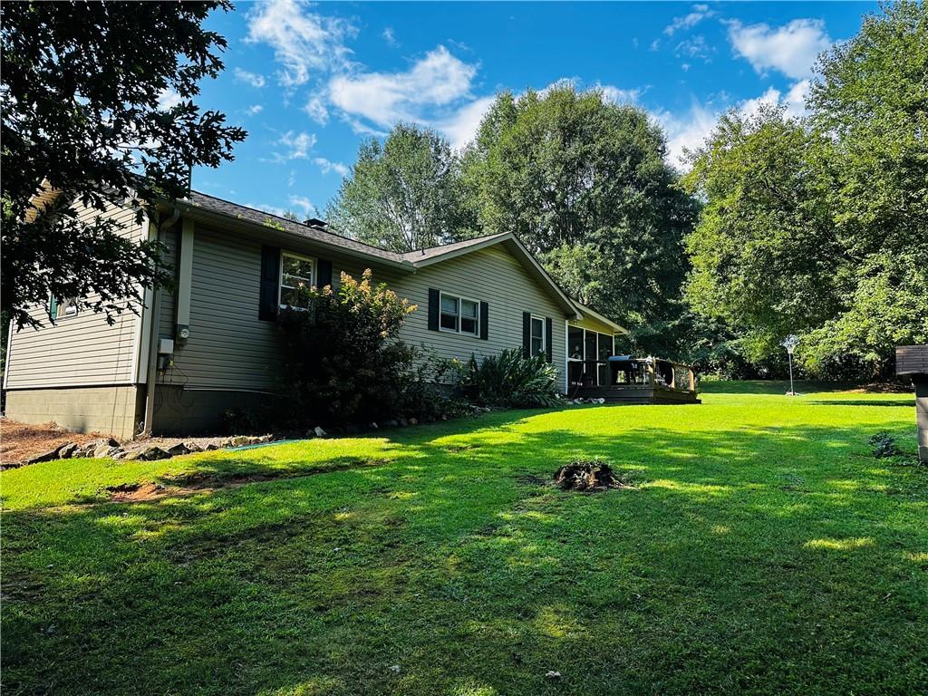 368 Dixon Road Demorest, GA 30535 - Photo 3 of 67 a backyard of a house with lots of green space