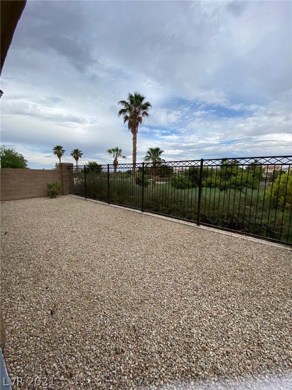 69 Tall Ruff Drive Las Vegas, NV 89148 - Photo 18 of 30 Gallery Image 18