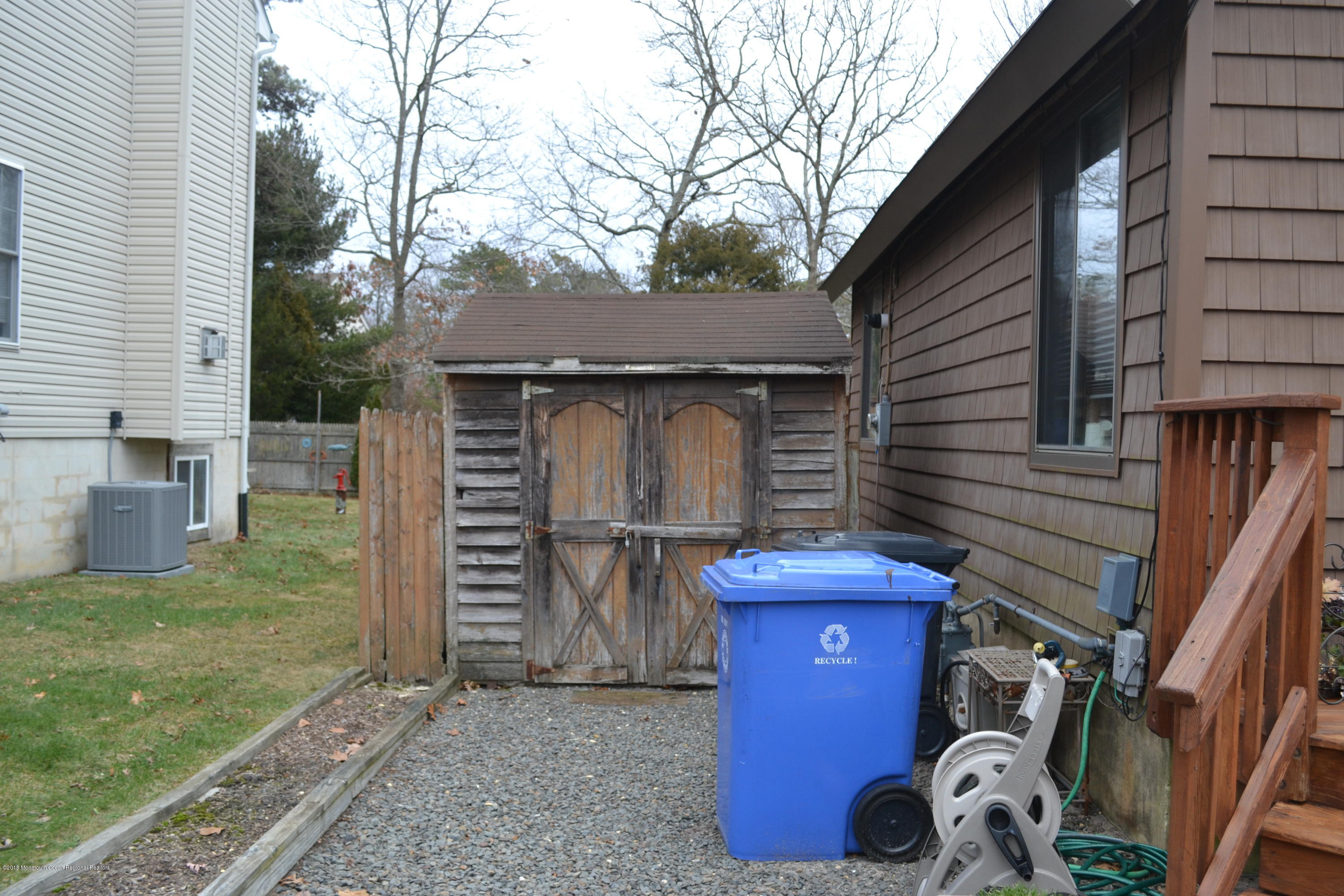 109 Bark Road Manahawkin, NJ 08050 - Photo 9 of 33 2018-01-15 15.28.29