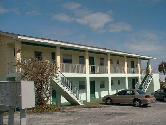 $925 | 2221 Pineapple Avenue, Unit 2, Melbourne, FL 32935