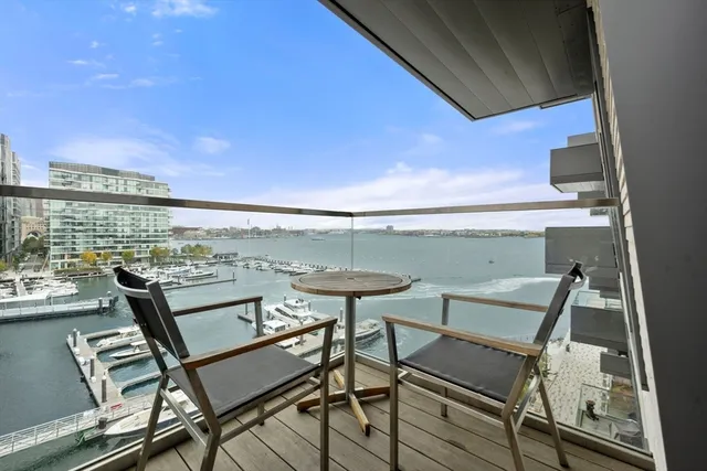 $6,850,000 | 300 Pier 4 Blvd., Unit 7G, Boston, MA 02210