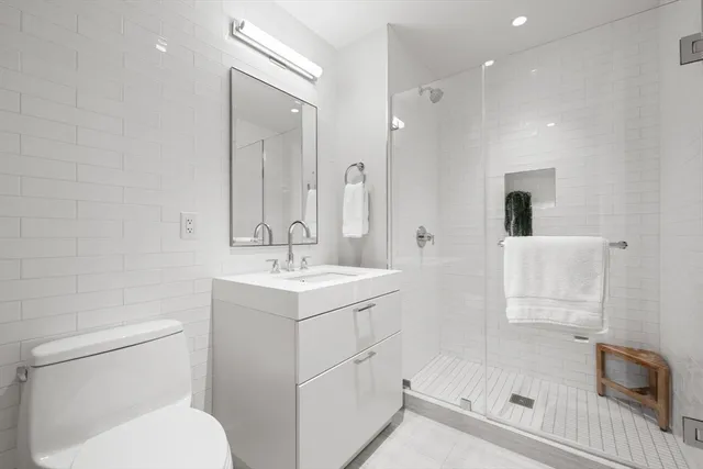 $6,850,000 | 300 Pier 4 Blvd., Unit 7G, Boston, MA 02210