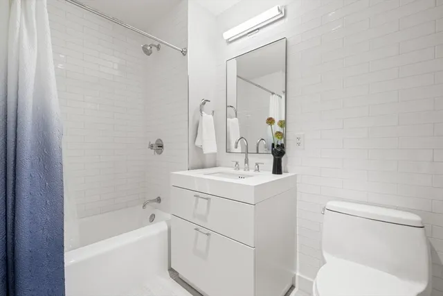 $6,850,000 | 300 Pier 4 Blvd., Unit 7G, Boston, MA 02210