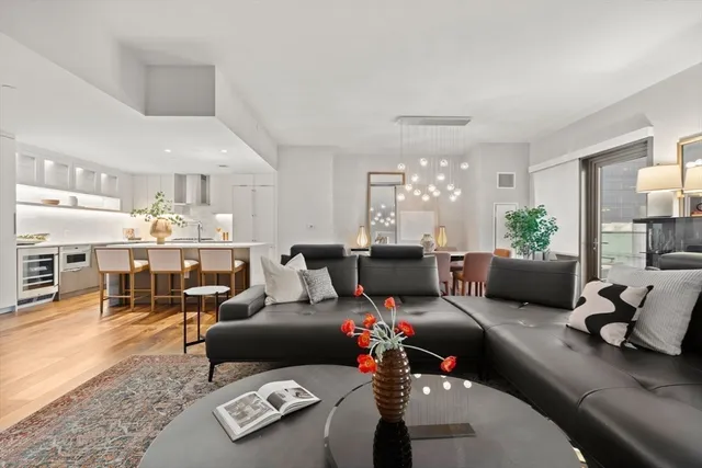 $6,850,000 | 300 Pier 4 Blvd., Unit 7G, Boston, MA 02210